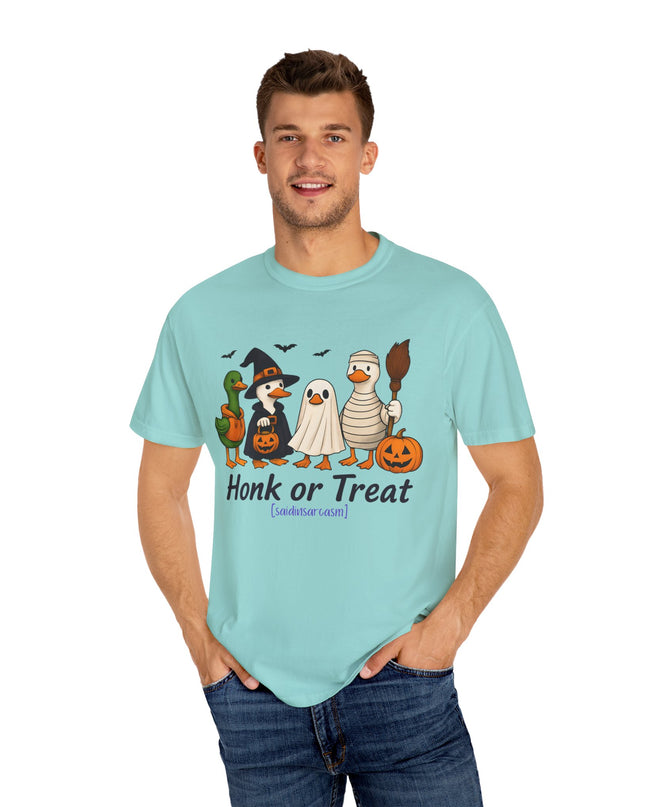'Honk or Treat'  Funny Duck Halloween T-Shirt